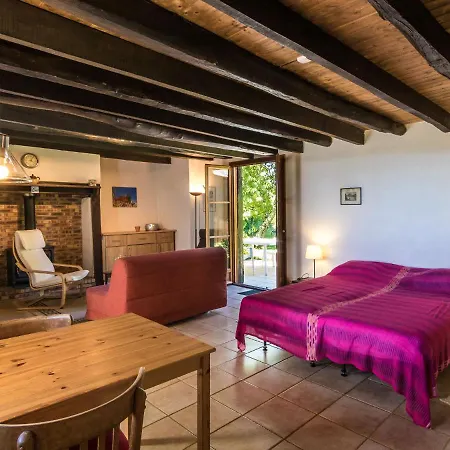 Peaceful In * Savignac-Lédrier