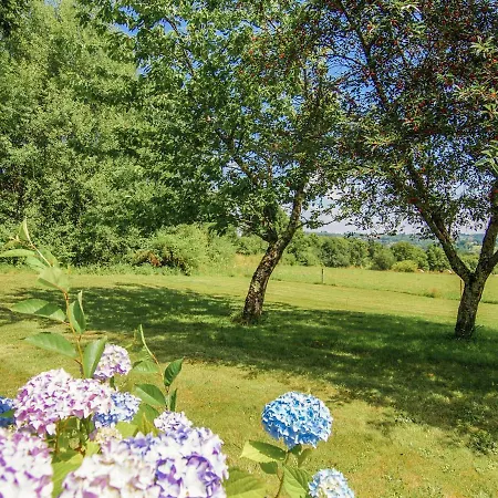 Welcoming In With Garden *