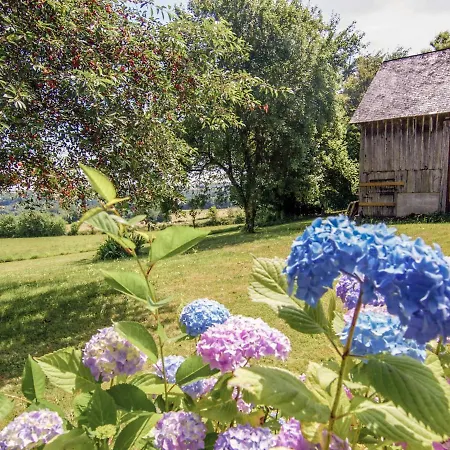 Peaceful In Prázdninový dům Savignac-Lédrier