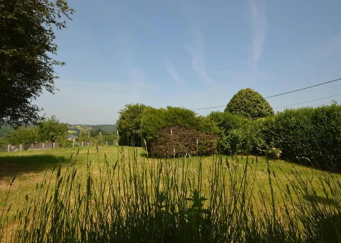Peaceful In Savignac-Lédrier